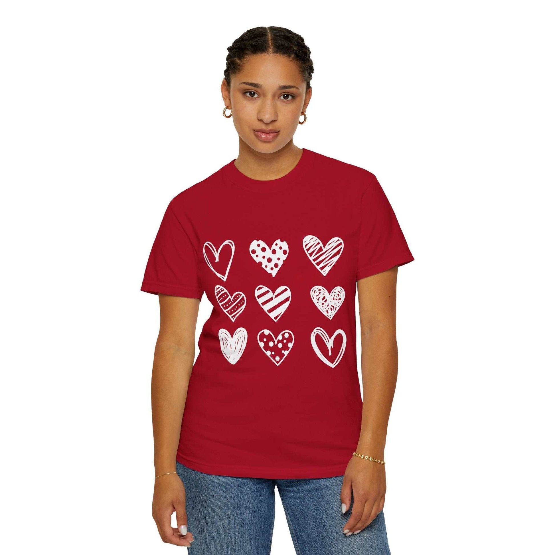 Heart Pattern Graphic Garment-Dyed T-Shirt Unisex Garment-Dyed T-shirt